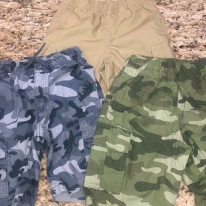 Lot of 3 boys cargo shorts size 4T